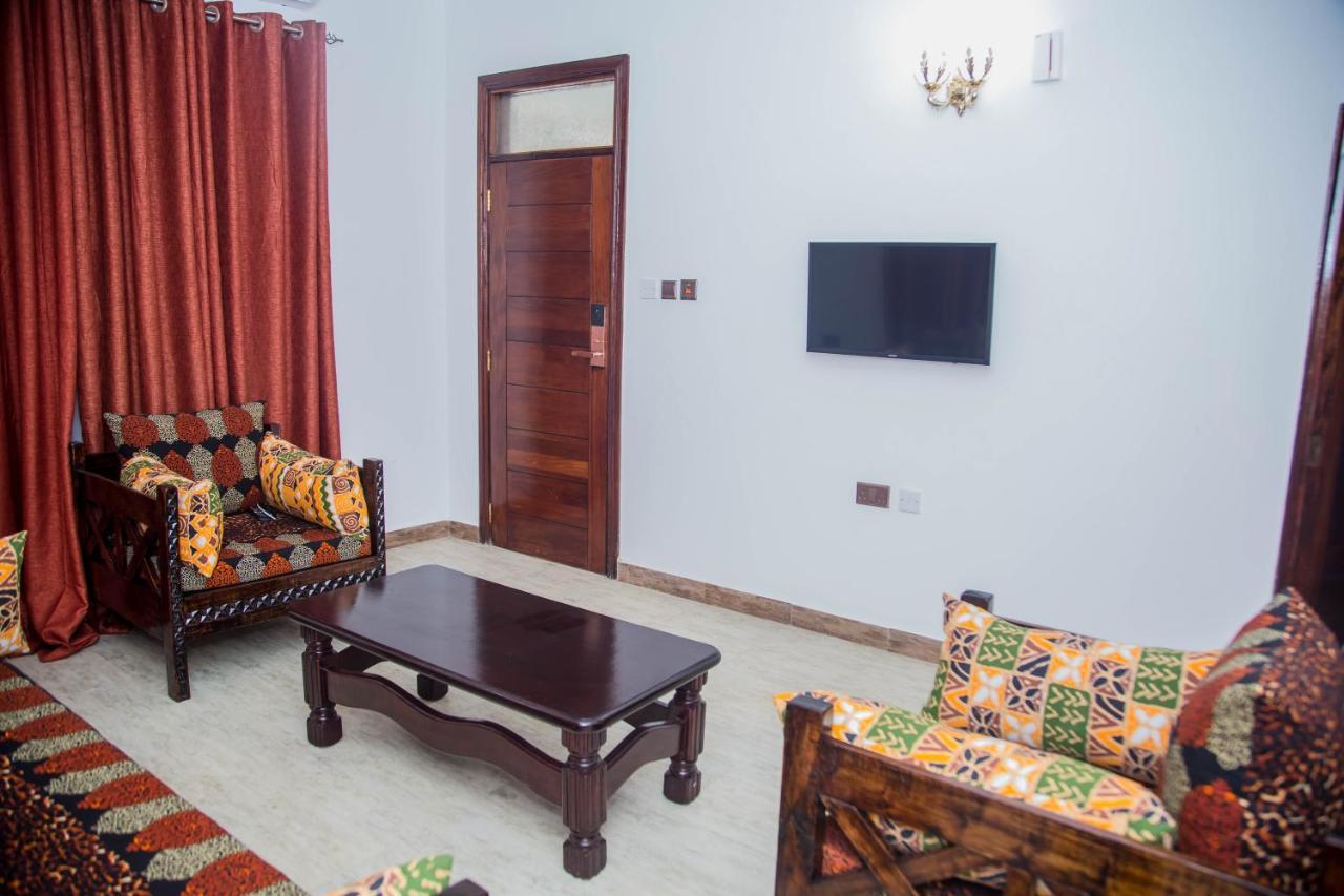 Sheratton Beach Villagio Mombasa Esterno foto