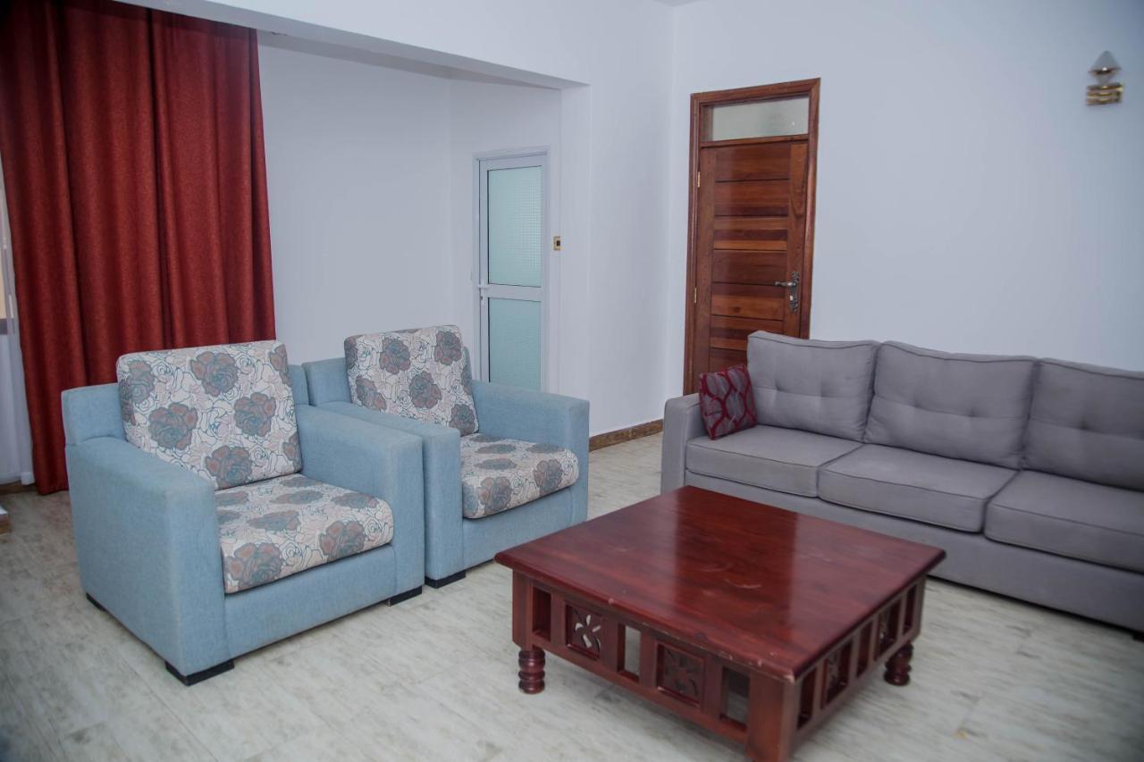 Sheratton Beach Villagio Mombasa Esterno foto