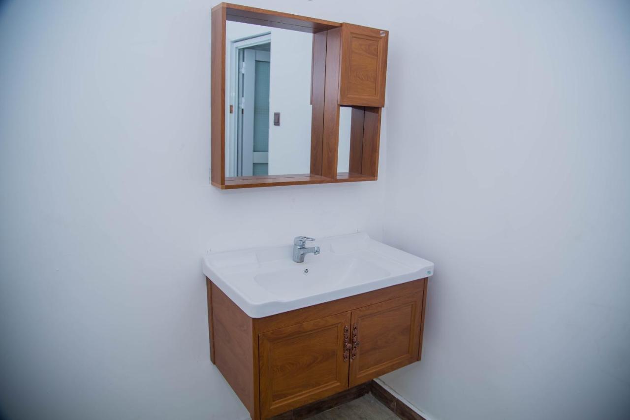 Sheratton Beach Villagio Mombasa Esterno foto