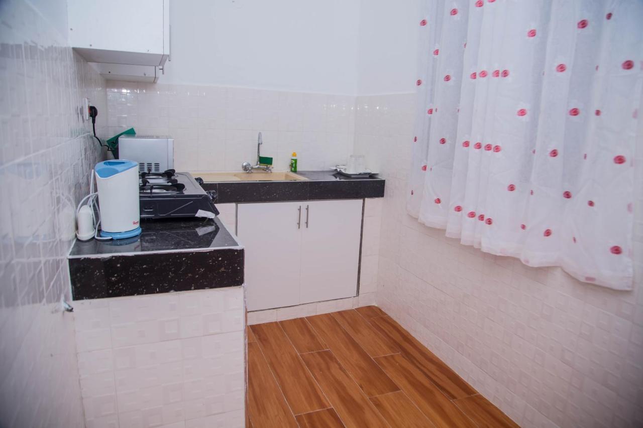 Sheratton Beach Villagio Mombasa Esterno foto