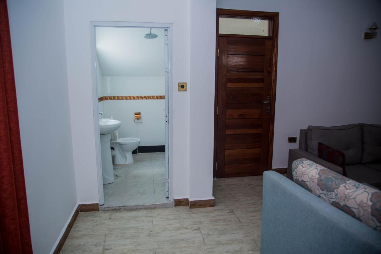 Sheratton Beach Villagio Mombasa Esterno foto
