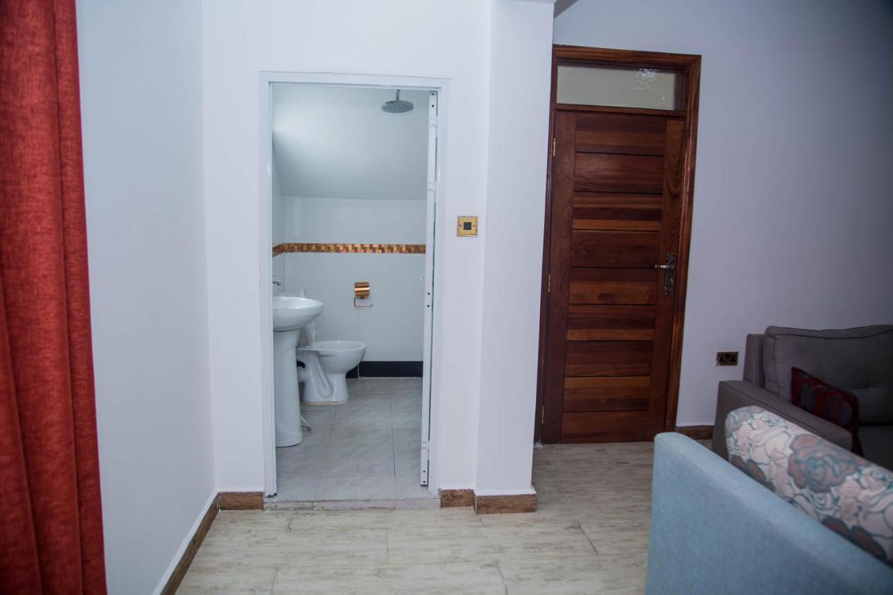 Sheratton Beach Villagio Mombasa Esterno foto