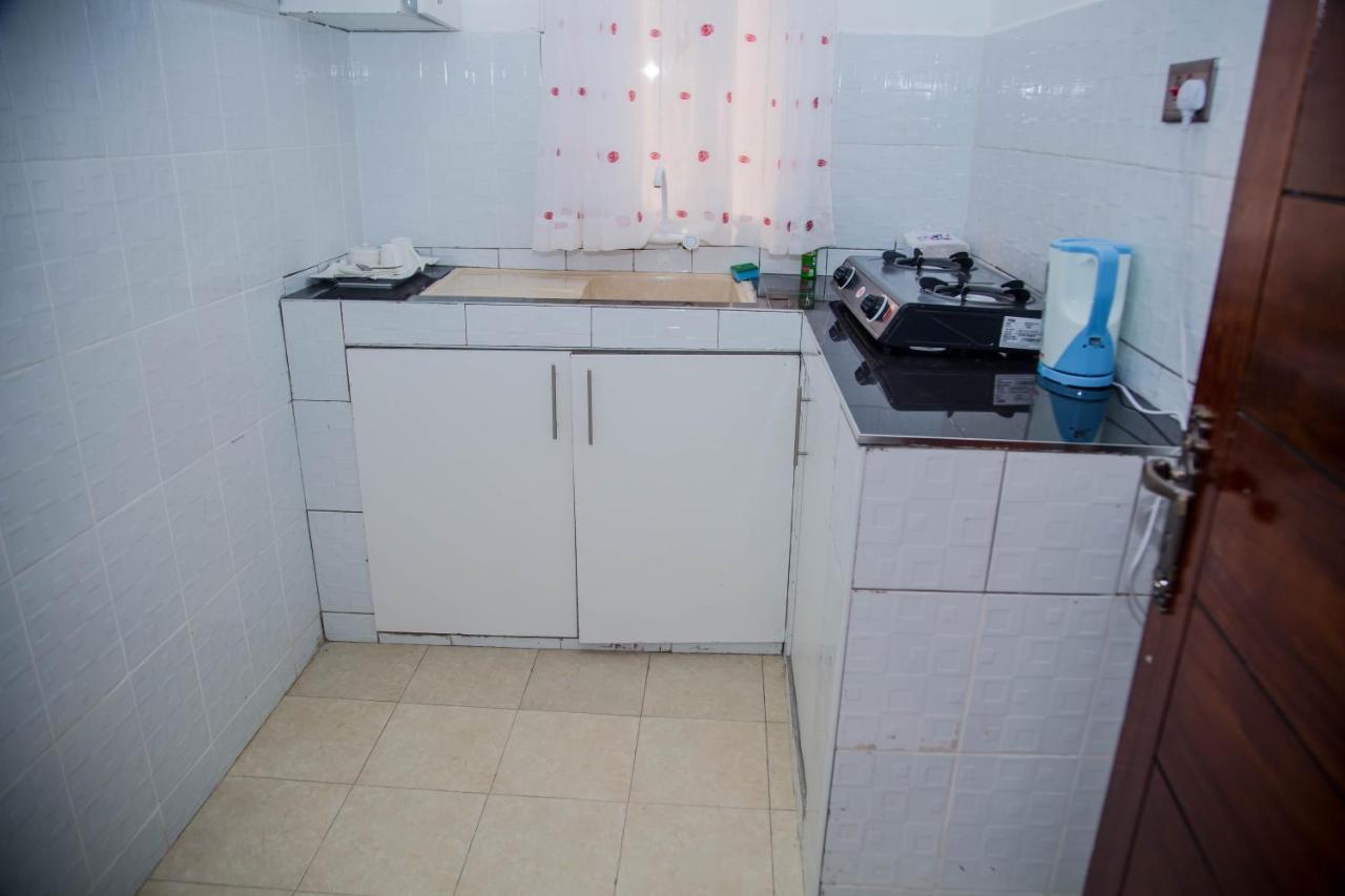 Sheratton Beach Villagio Mombasa Esterno foto
