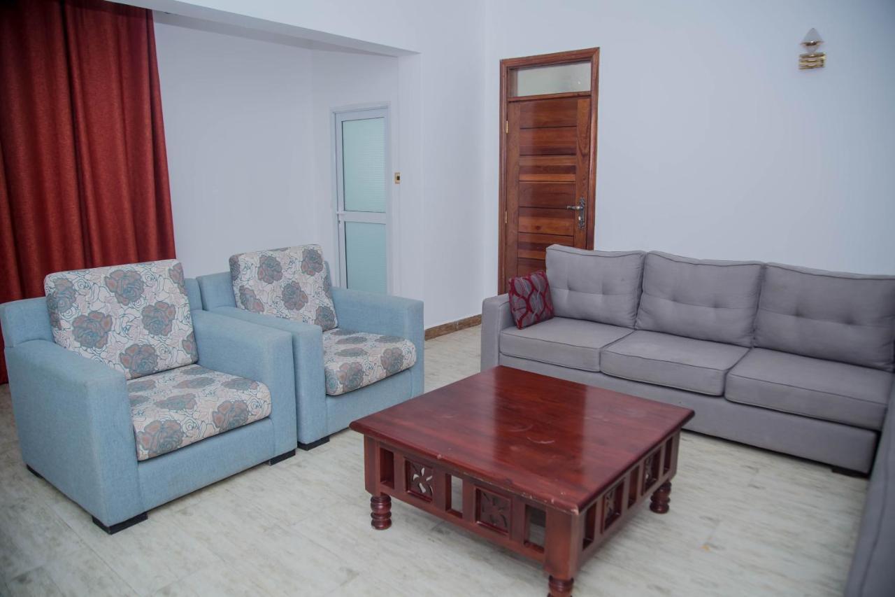 Sheratton Beach Villagio Mombasa Esterno foto