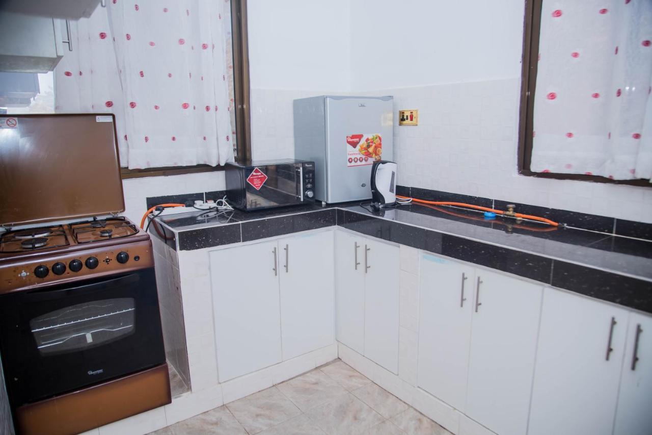 Sheratton Beach Villagio Mombasa Esterno foto
