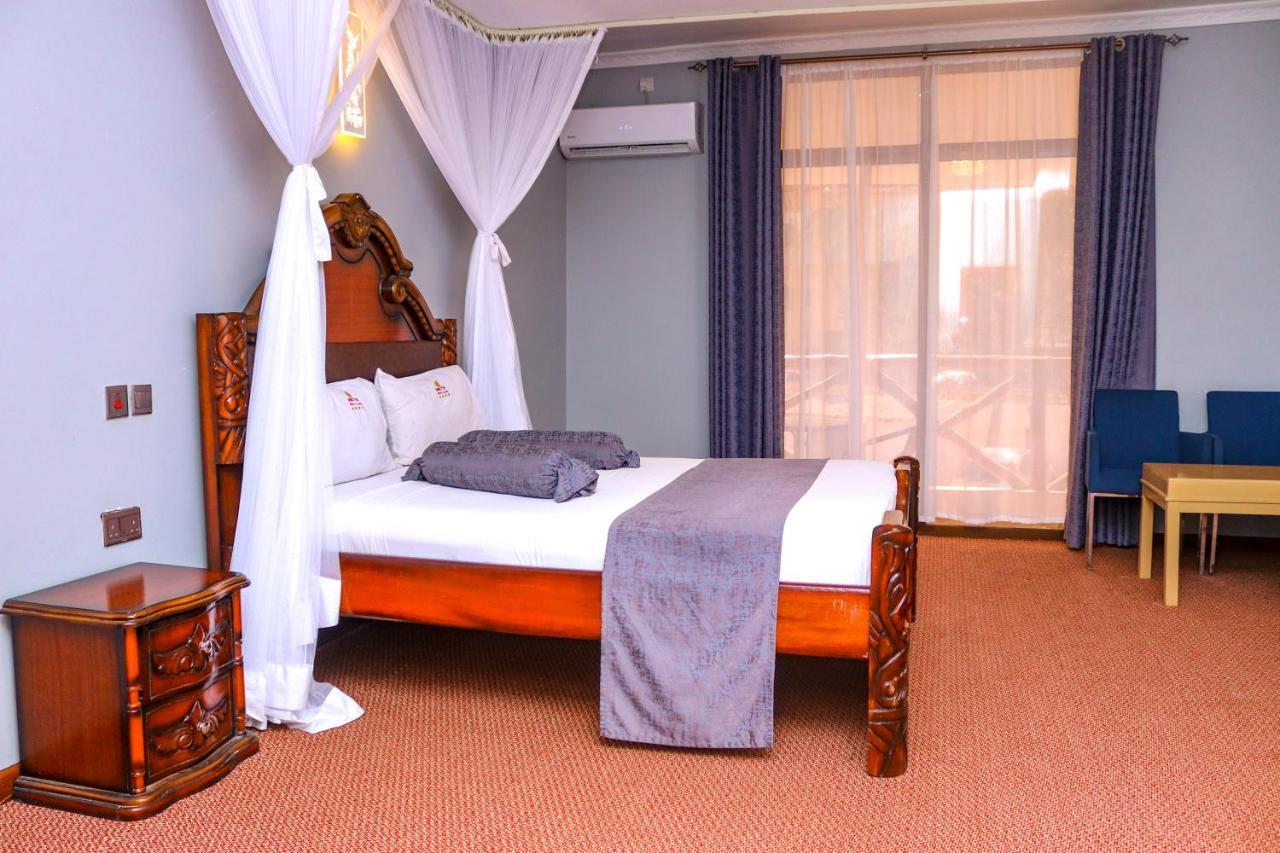Sheratton Beach Villagio Mombasa Esterno foto