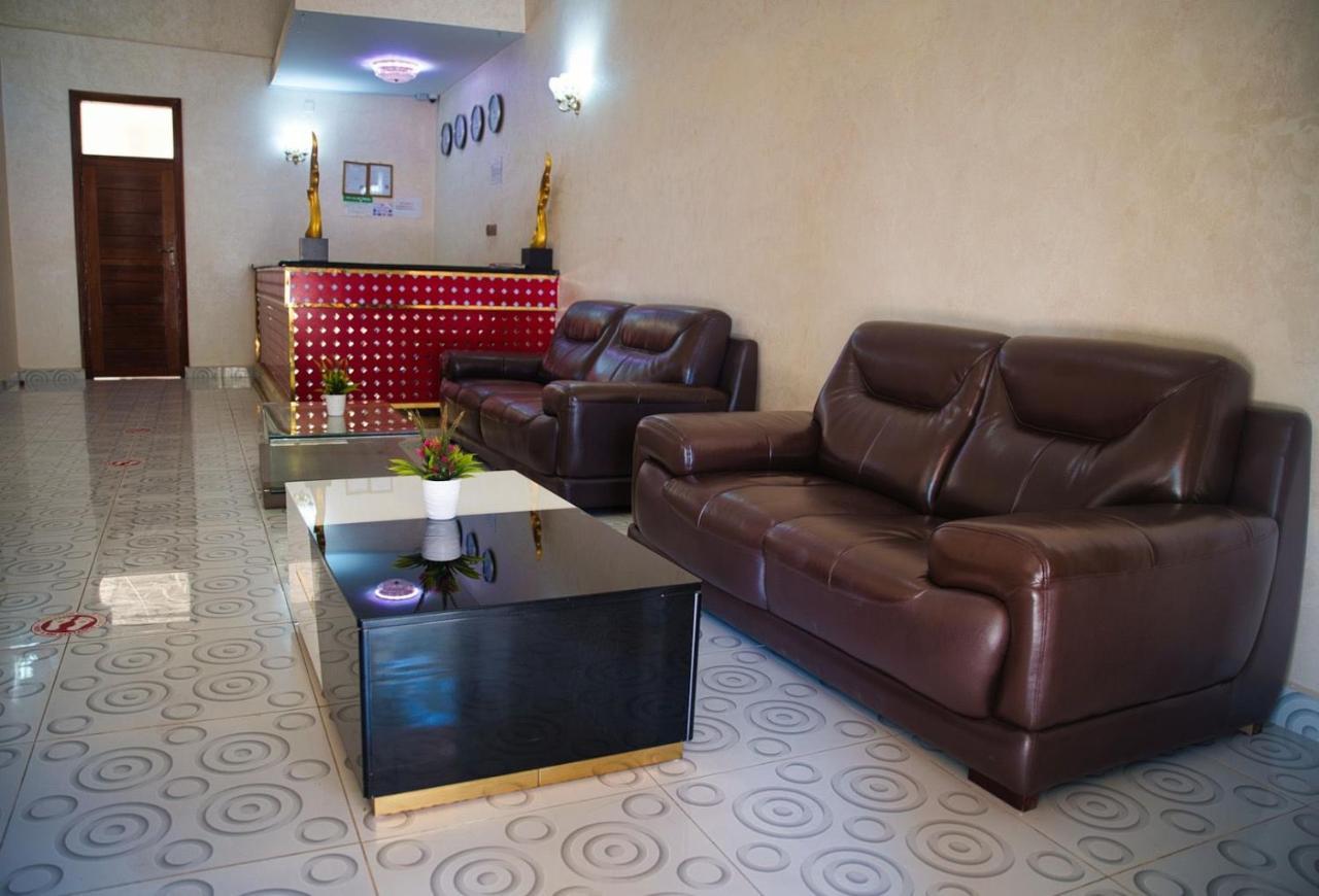 Sheratton Beach Villagio Mombasa Esterno foto